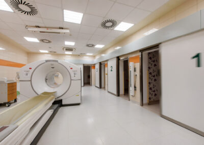 cupr_systems_radiation_shielded_doors_project_gallery_fn_ostrava_linear_door